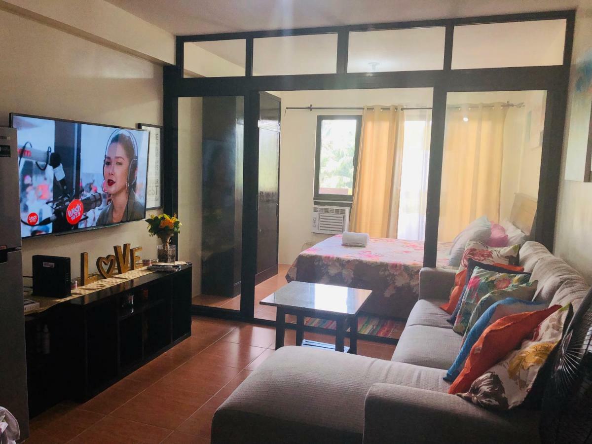 En Gee'S Crib Appartement Cagayan de Oro Buitenkant foto
